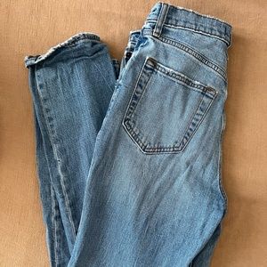 The 90s Slim Straight Ultra High Rise